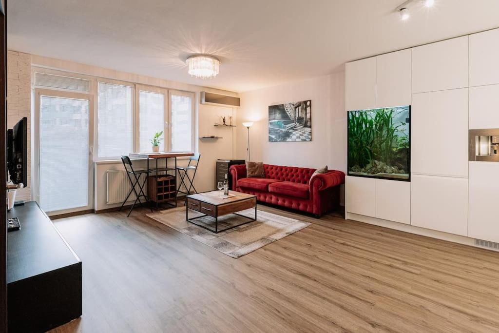 Apartmán Family Aquarium Haven Bratislava Exteriér fotografie